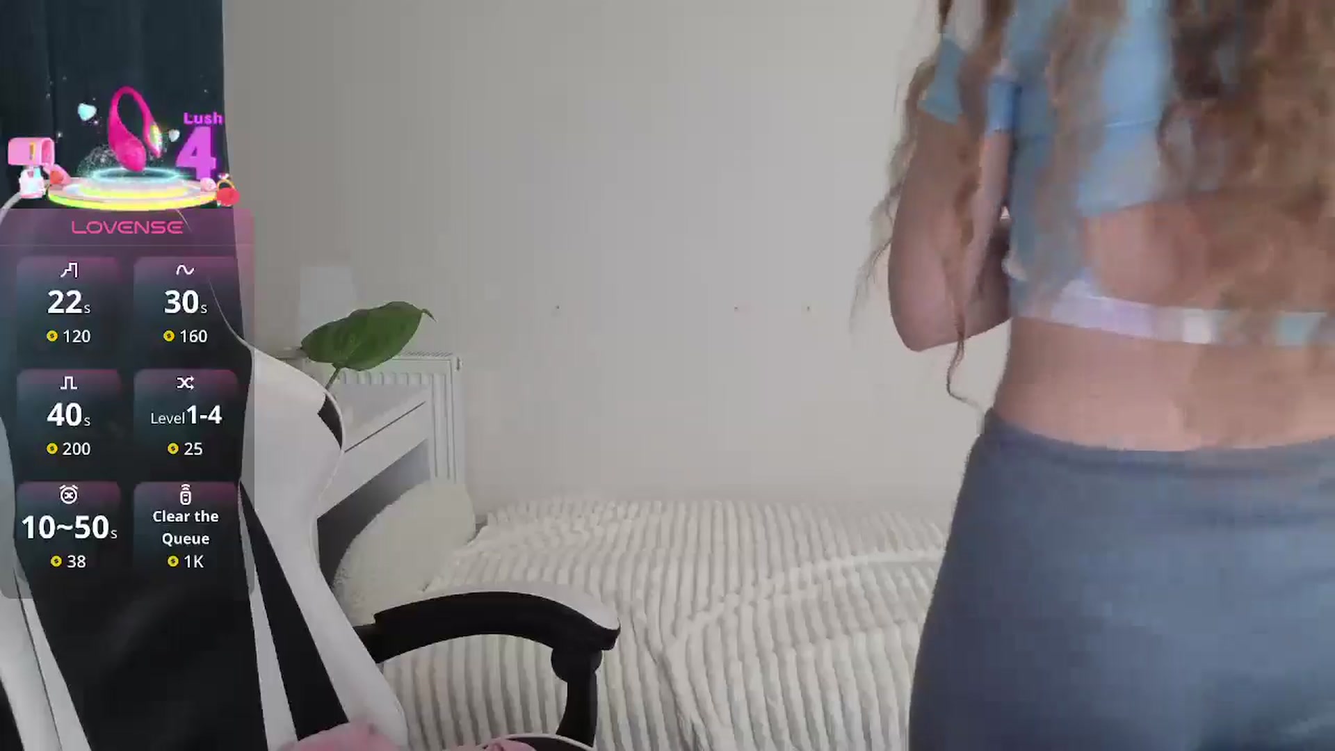 Gallery image thumbnail from BlueFlowerr's myfreecams stream on, 12/19/2025, 17:43 image 9 of 20