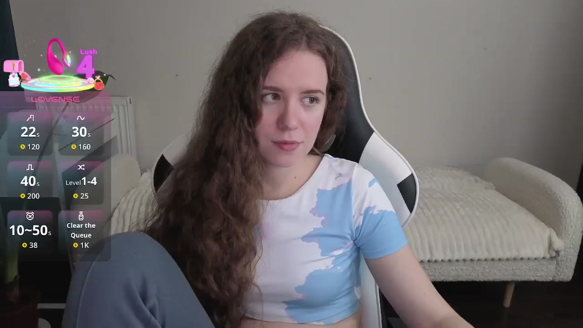 Gallery image thumbnail from BlueFlowerr's myfreecams stream on, 12/19/2025, 20:08 image 12 of 20