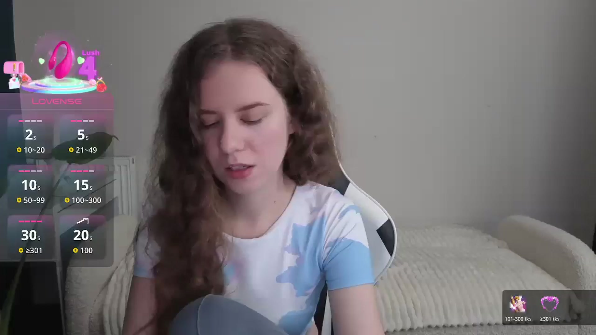 Gallery image thumbnail from BlueFlowerr's myfreecams stream on, 12/19/2025, 20:54 image 10 of 20