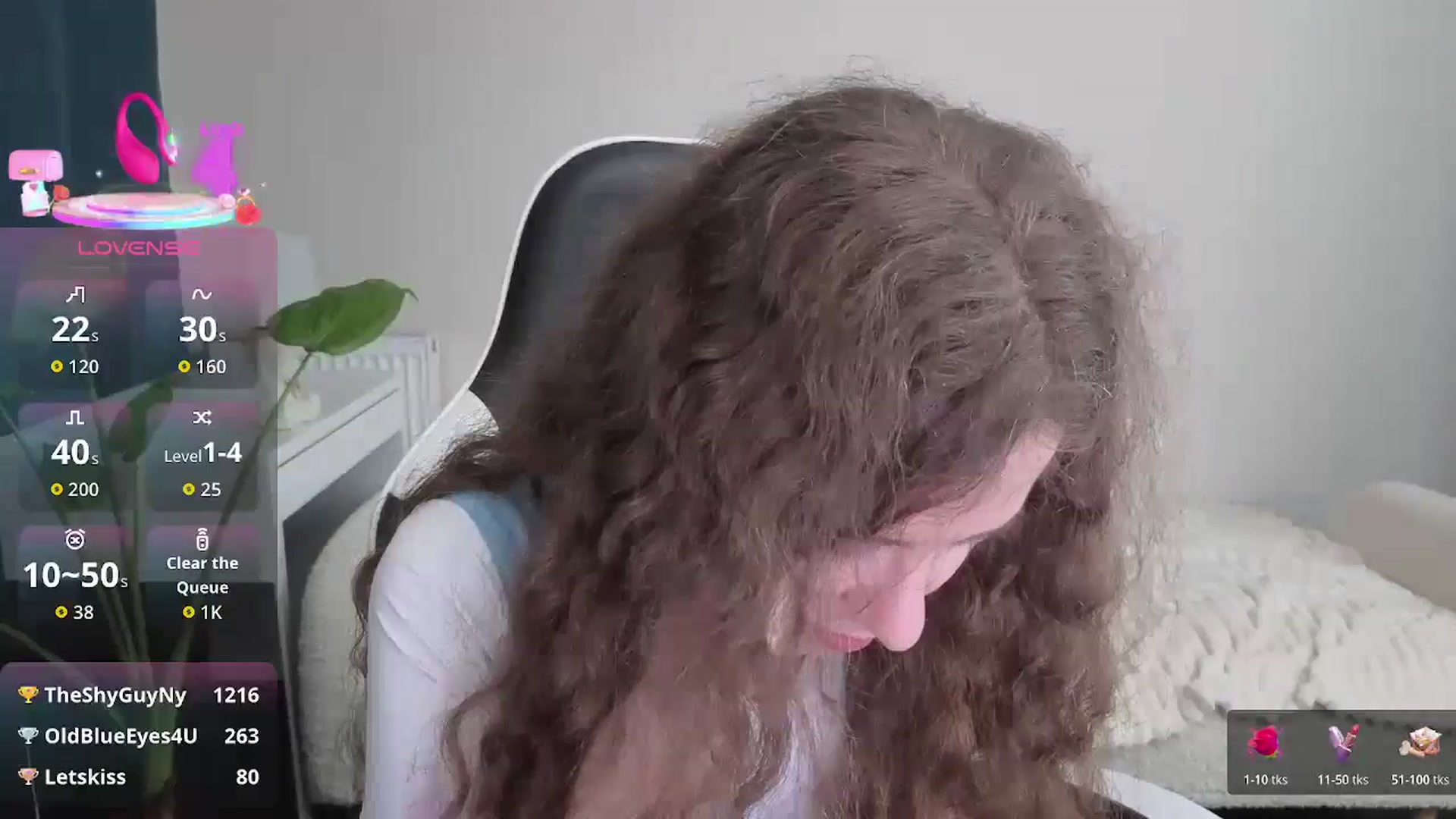 Gallery image thumbnail from BlueFlowerr's myfreecams stream on, 12/20/2025, 01:52 image 4 of 20