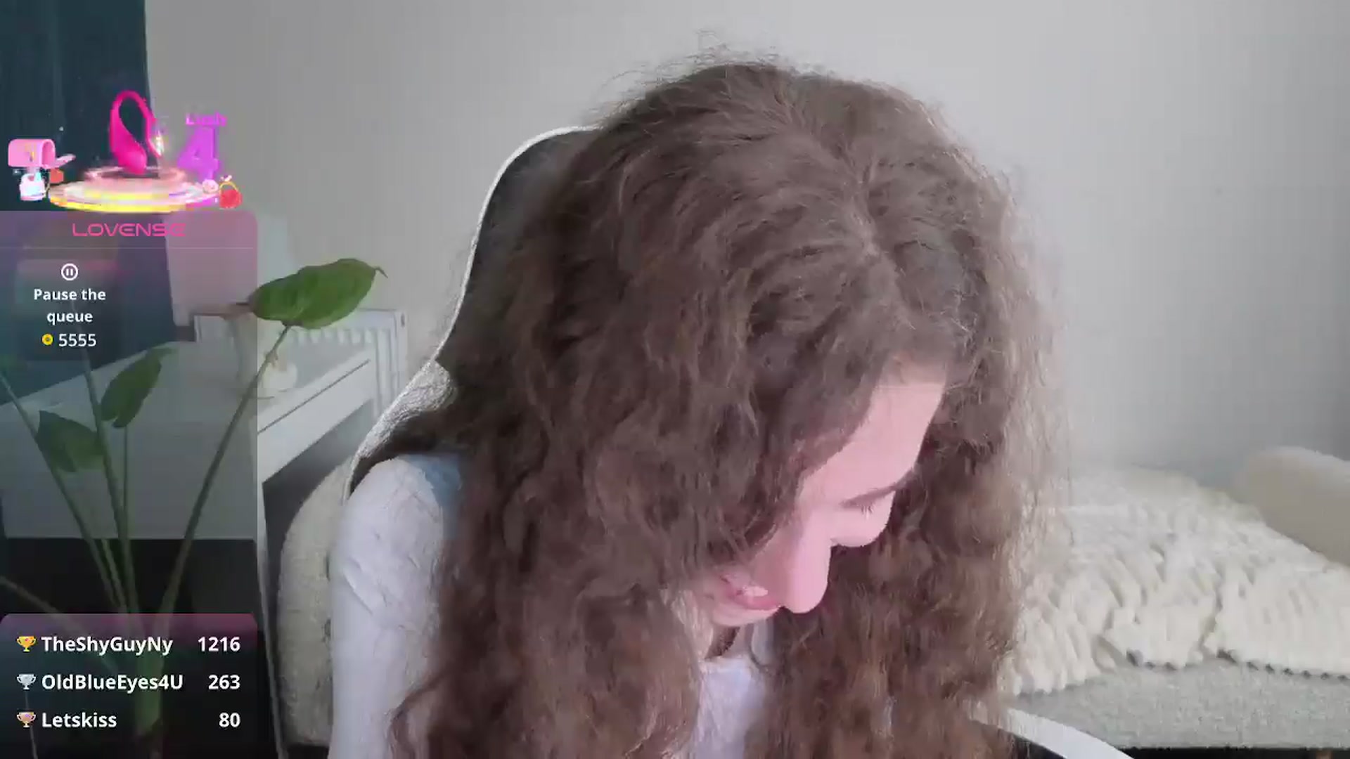 Gallery image thumbnail from BlueFlowerr's myfreecams stream on, 12/20/2025, 01:52 image 3 of 20