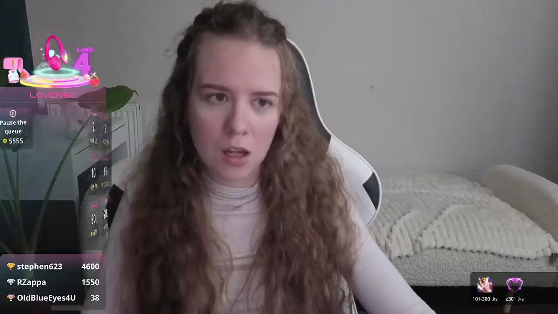Gallery image thumbnail from BlueFlowerr's myfreecams stream on, 12/20/2025, 20:32 image 15 of 20