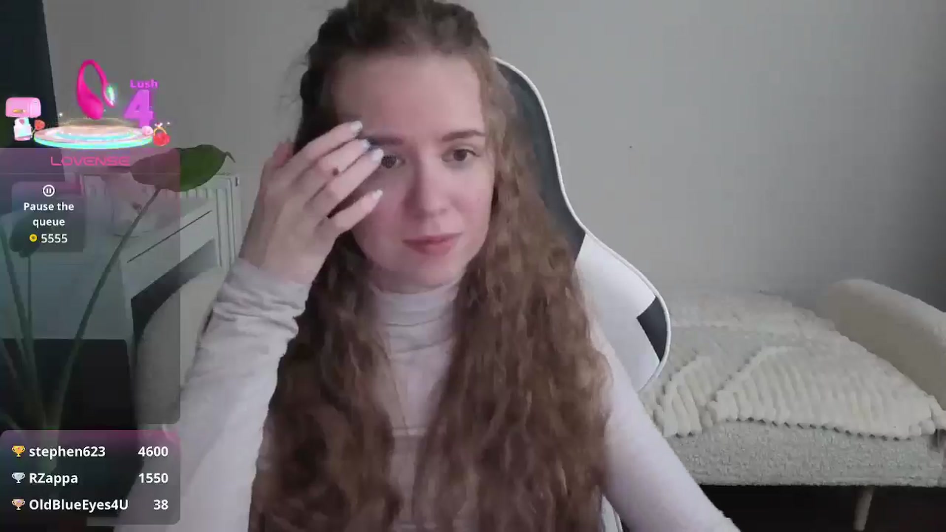 Gallery image thumbnail from BlueFlowerr's myfreecams stream on, 12/20/2025, 20:32 image 11 of 20
