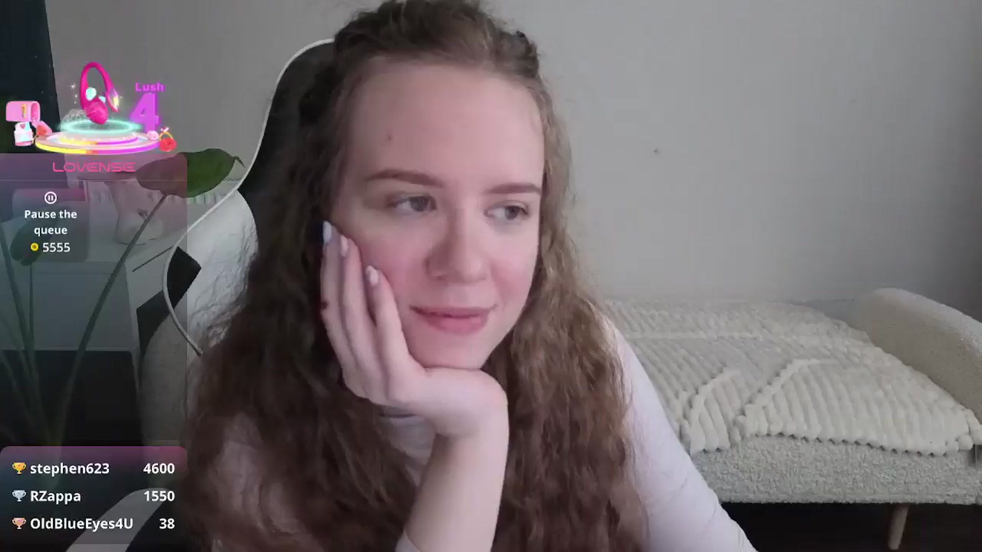 Gallery image thumbnail from BlueFlowerr's myfreecams stream on, 12/20/2025, 20:32 image 7 of 20
