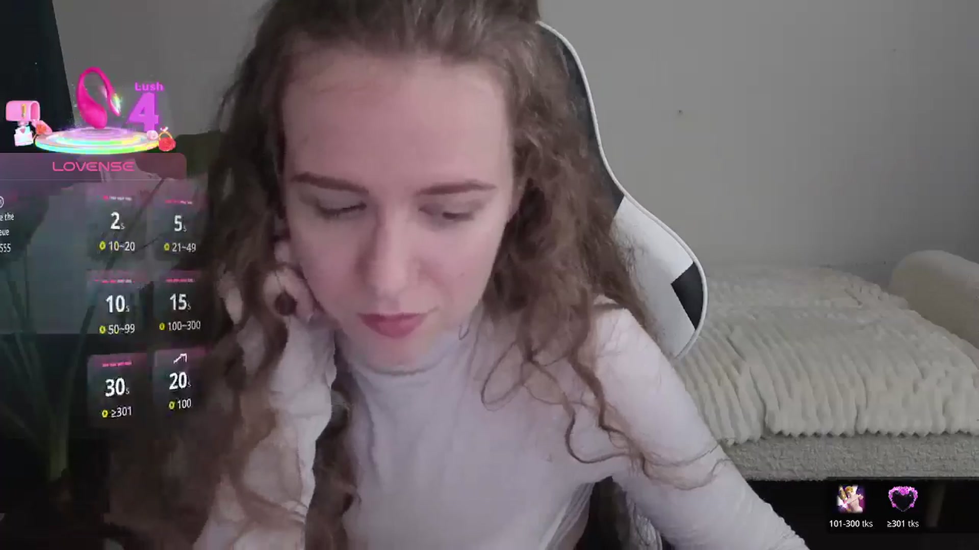 Gallery image thumbnail from BlueFlowerr's myfreecams stream on, 12/21/2025, 24:55 image 20 of 20