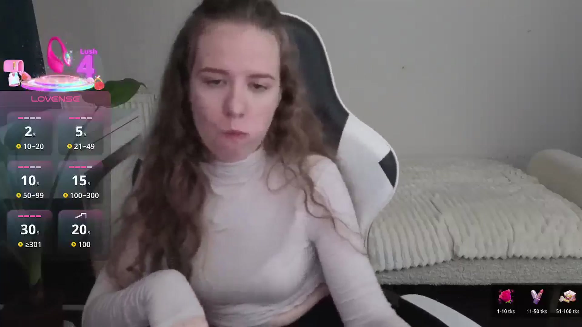 Gallery image thumbnail from BlueFlowerr's myfreecams stream on, 12/21/2025, 24:55 image 16 of 20
