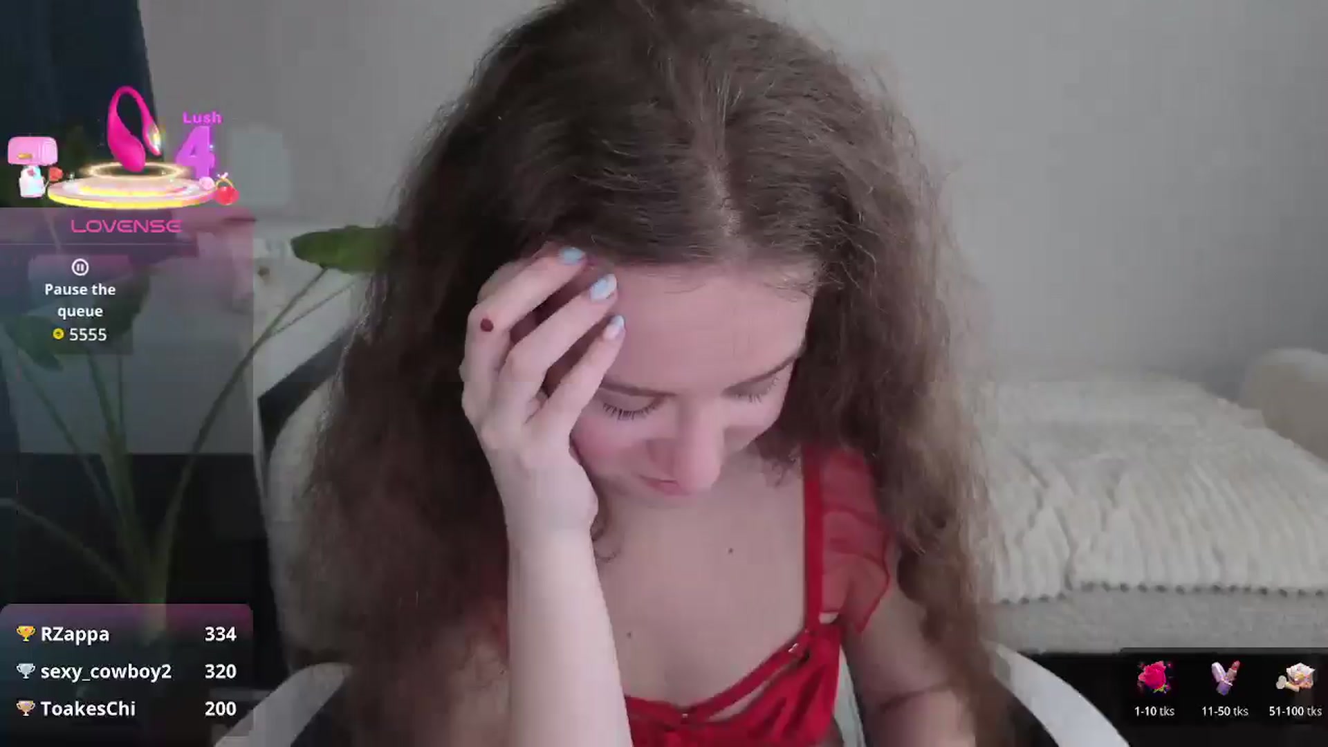 Gallery image thumbnail from BlueFlowerr's myfreecams stream on, 12/21/2025, 19:03 image 19 of 20