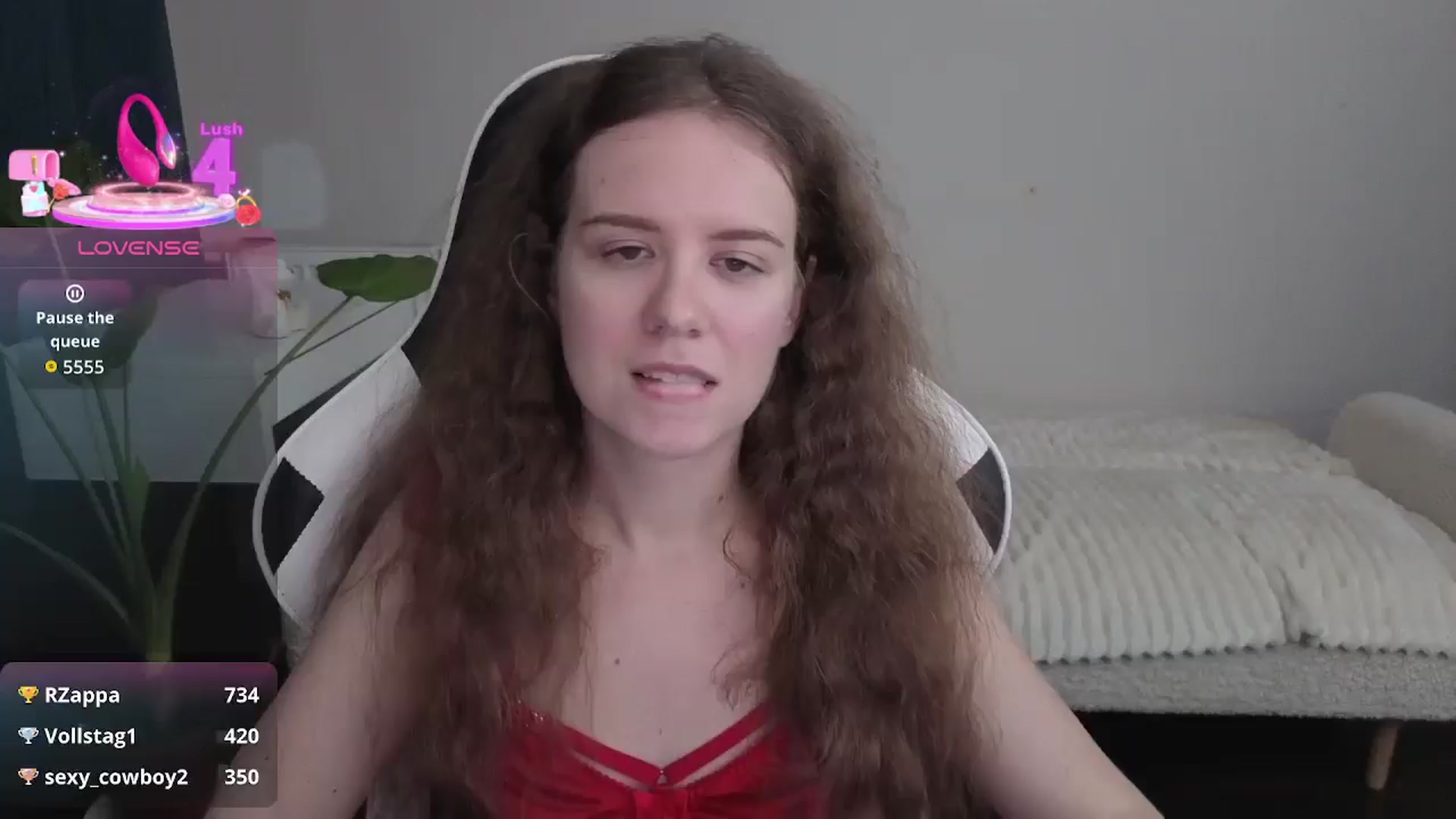 Gallery image thumbnail from BlueFlowerr's myfreecams stream on, 12/21/2025, 21:20 image 7 of 20