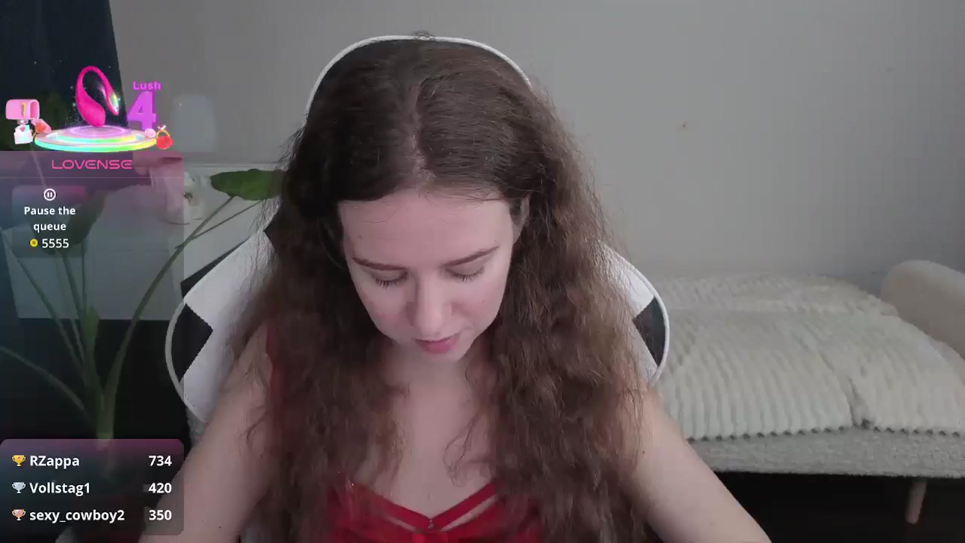 Gallery image thumbnail from BlueFlowerr's myfreecams stream on, 12/21/2025, 21:20 image 10 of 20