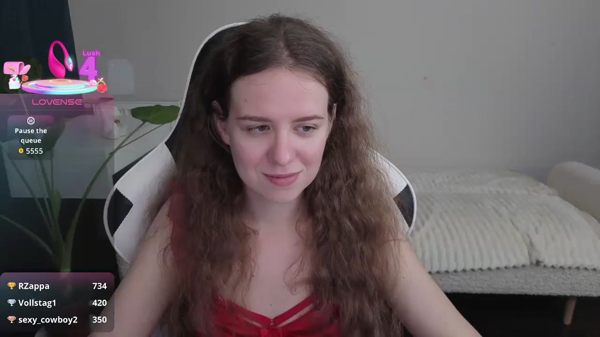 Gallery image thumbnail from BlueFlowerr's myfreecams stream on, 12/21/2025, 21:20 image 9 of 20