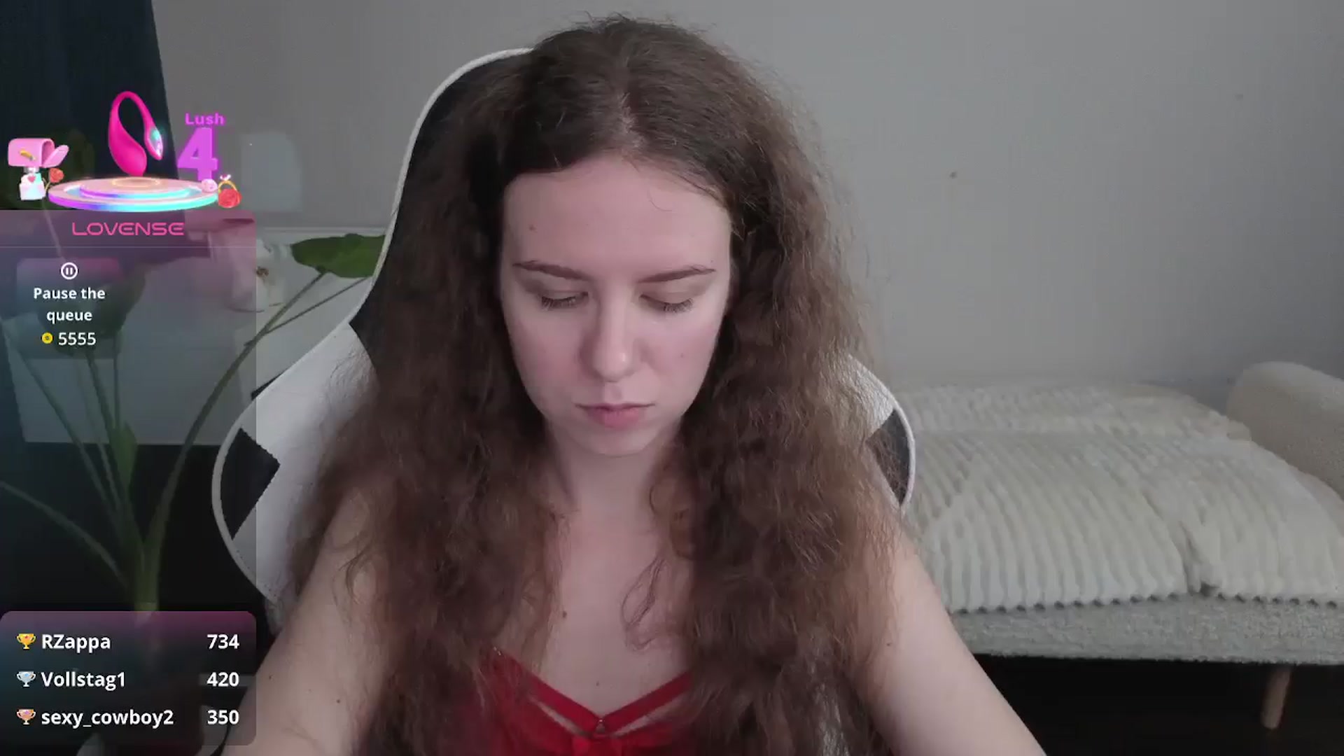 Gallery image thumbnail from BlueFlowerr's myfreecams stream on, 12/21/2025, 21:20 image 1 of 20