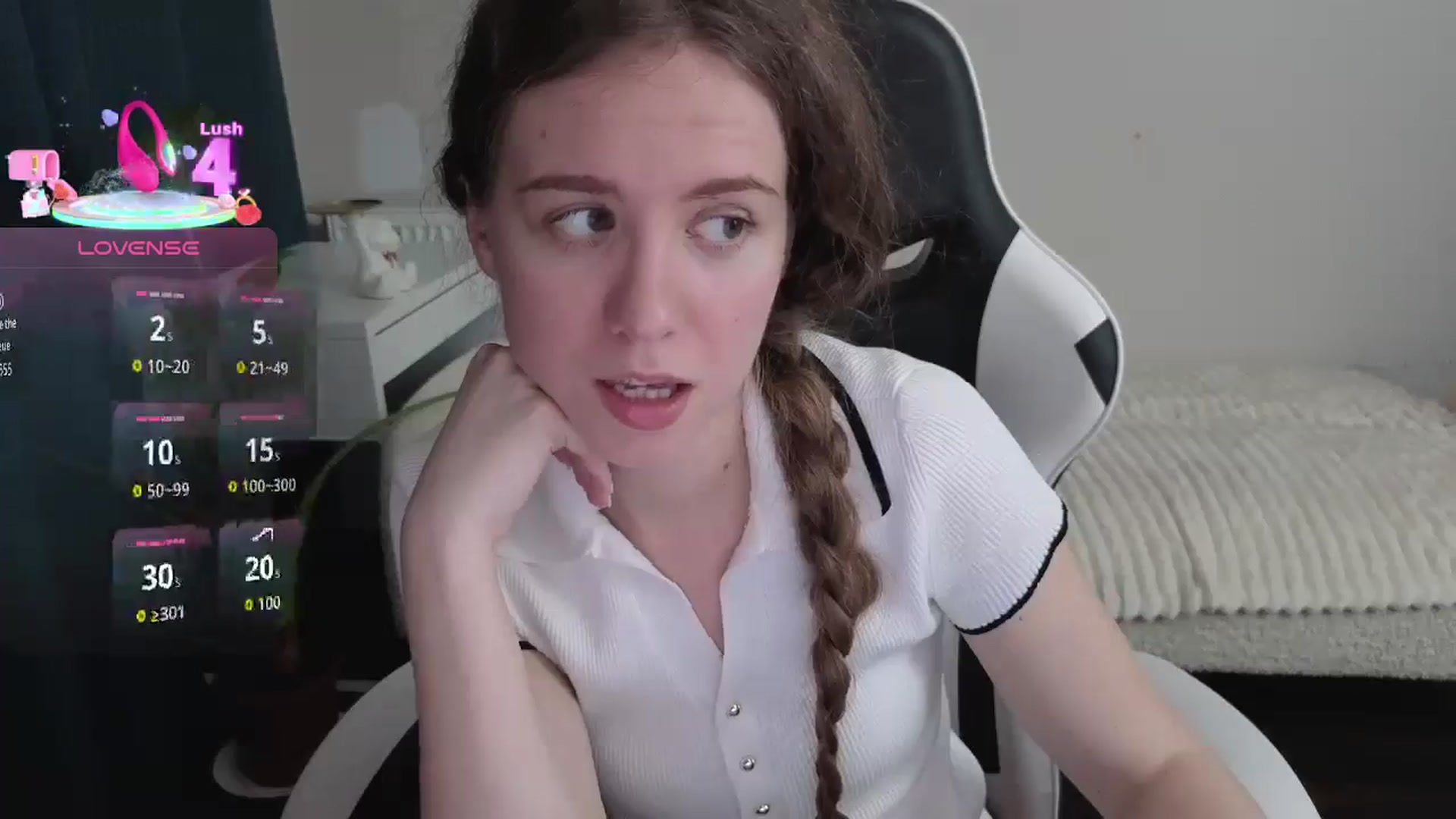 Gallery image thumbnail from BlueFlowerr's myfreecams stream on, 12/22/2025, 17:59 image 13 of 20