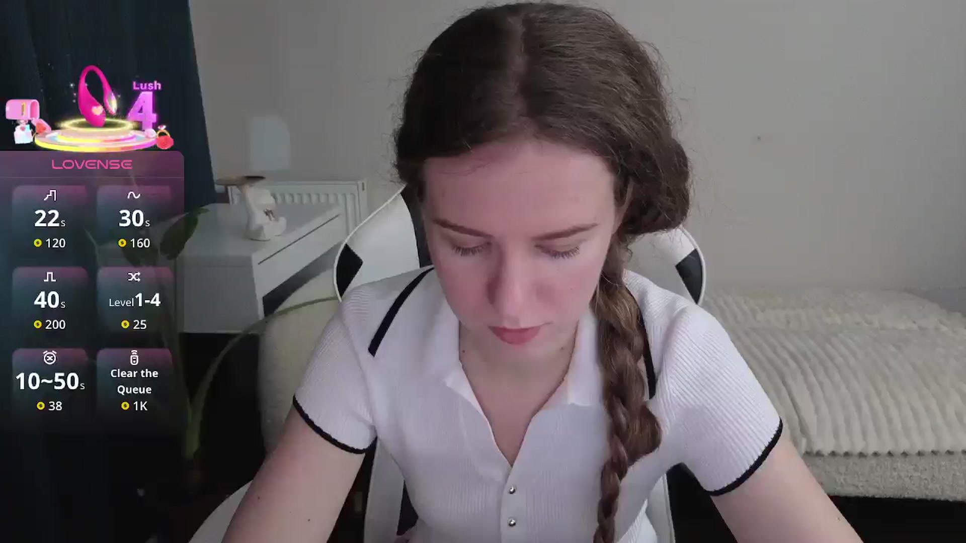 Gallery image thumbnail from BlueFlowerr's myfreecams stream on, 12/22/2025, 17:59 image 3 of 20
