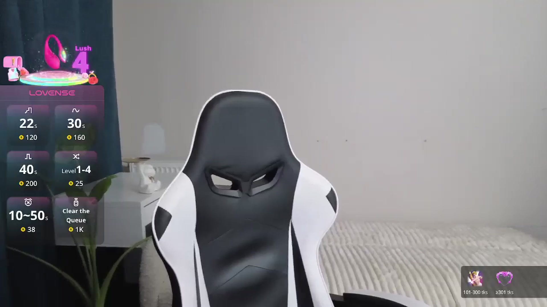 Gallery image thumbnail from BlueFlowerr's myfreecams stream on, 12/22/2025, 17:59 image 11 of 20