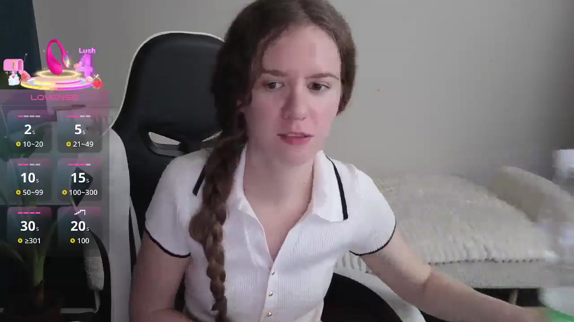 Gallery image thumbnail from BlueFlowerr's myfreecams stream on, 12/22/2025, 19:22 image 4 of 20