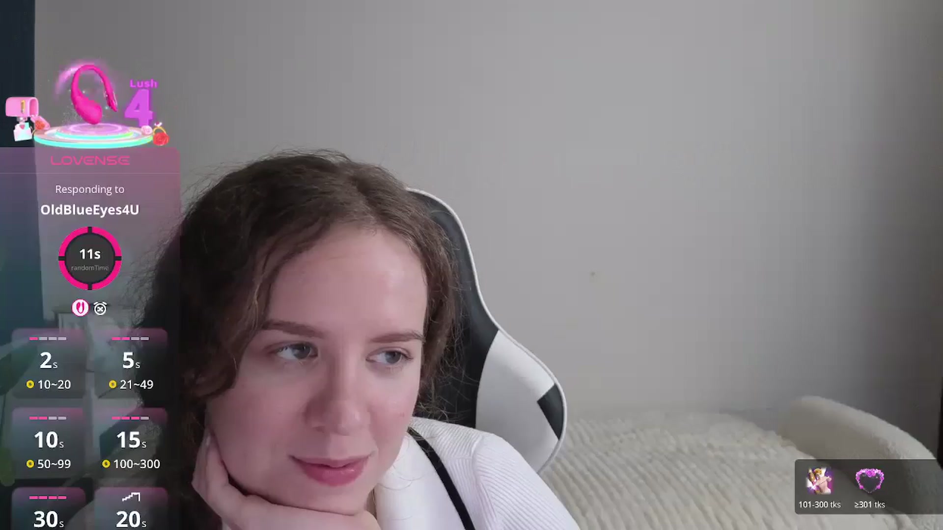 Gallery image thumbnail from BlueFlowerr's myfreecams stream on, 12/22/2025, 19:22 image 16 of 20