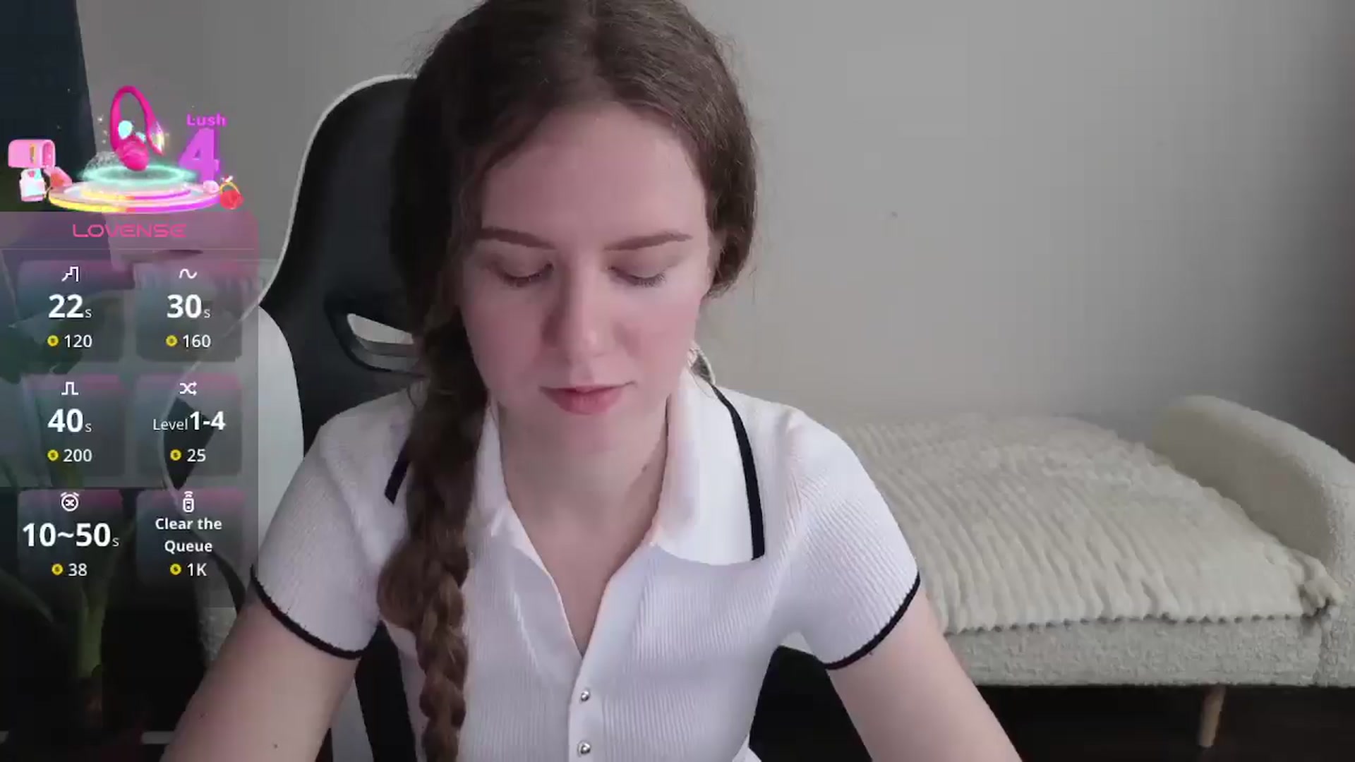Gallery image thumbnail from BlueFlowerr's myfreecams stream on, 12/22/2025, 19:22 image 6 of 20