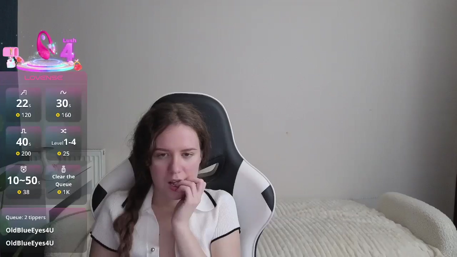 Gallery image thumbnail from BlueFlowerr's myfreecams stream on, 12/22/2025, 19:22 image 15 of 20