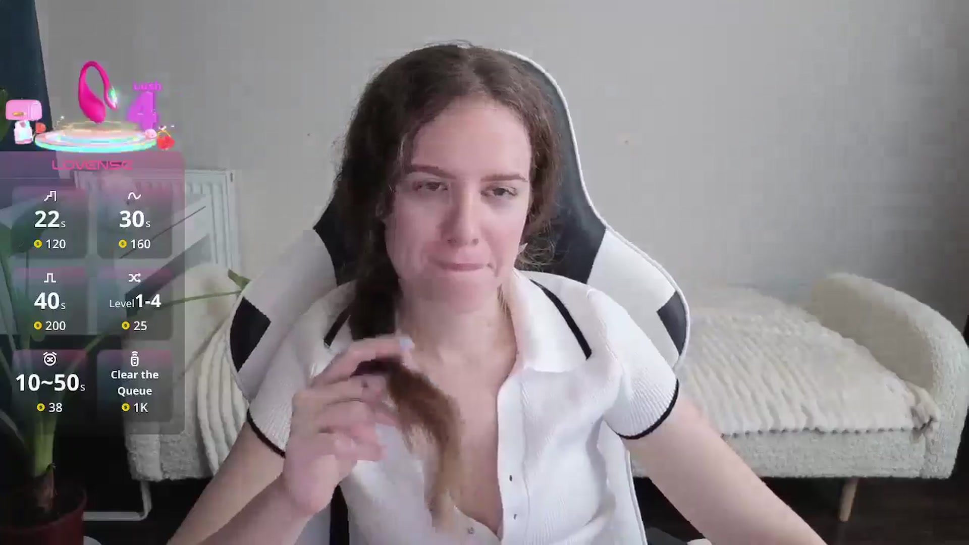 Gallery image thumbnail from BlueFlowerr's myfreecams stream on, 12/22/2025, 19:22 image 18 of 20