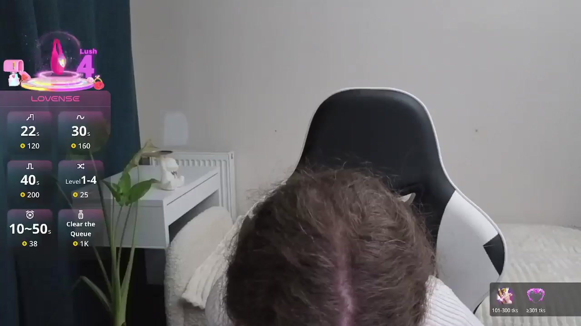 Gallery image thumbnail from BlueFlowerr's myfreecams stream on, 12/28/2025, 19:21 image 17 of 20