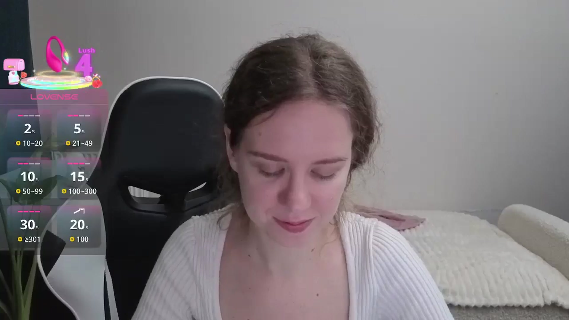 Gallery image thumbnail from BlueFlowerr's myfreecams stream on, 12/28/2025, 21:44 image 6 of 20