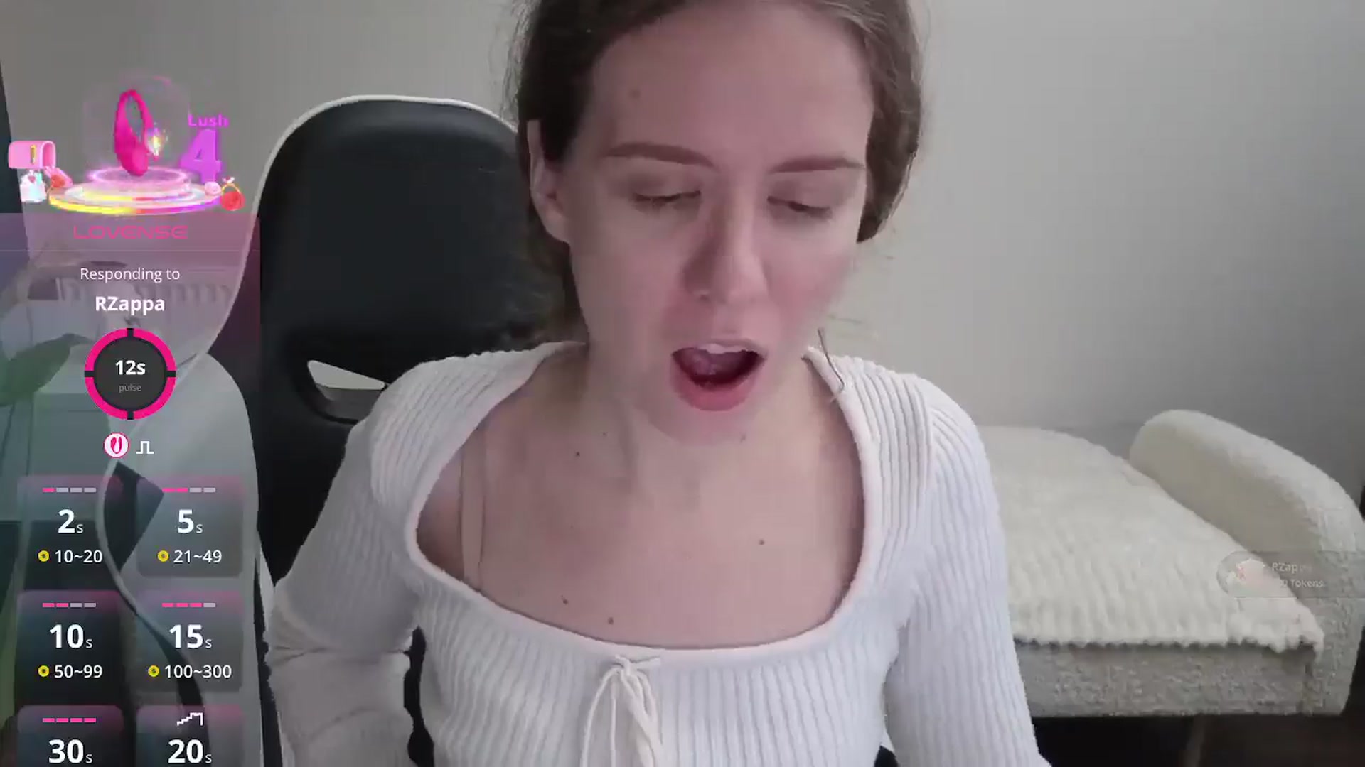 Gallery image thumbnail from BlueFlowerr's myfreecams stream on, 12/29/2025, 24:24 image 3 of 20