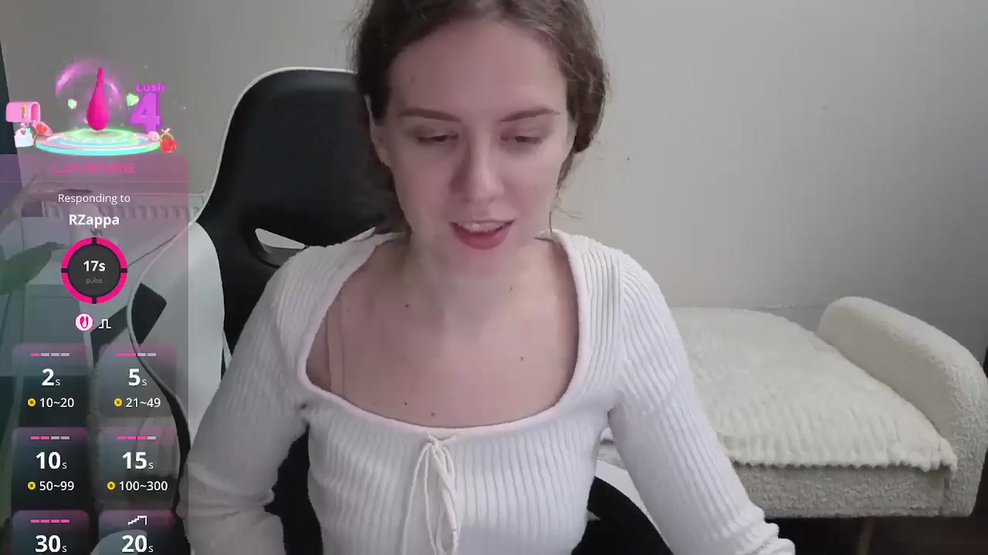 Gallery image thumbnail from BlueFlowerr's myfreecams stream on, 12/29/2025, 24:24 image 4 of 20
