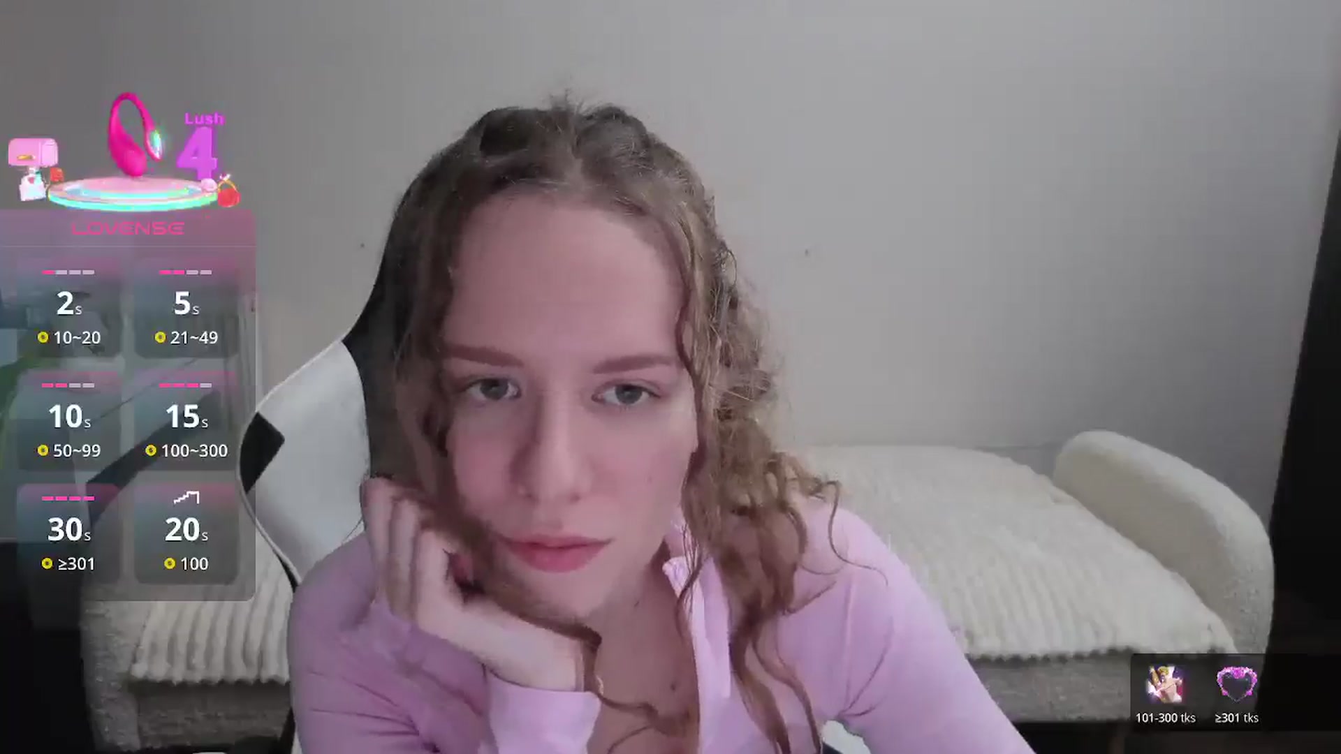 Gallery image thumbnail from BlueFlowerr's myfreecams stream on, 12/29/2025, 21:57 image 7 of 20