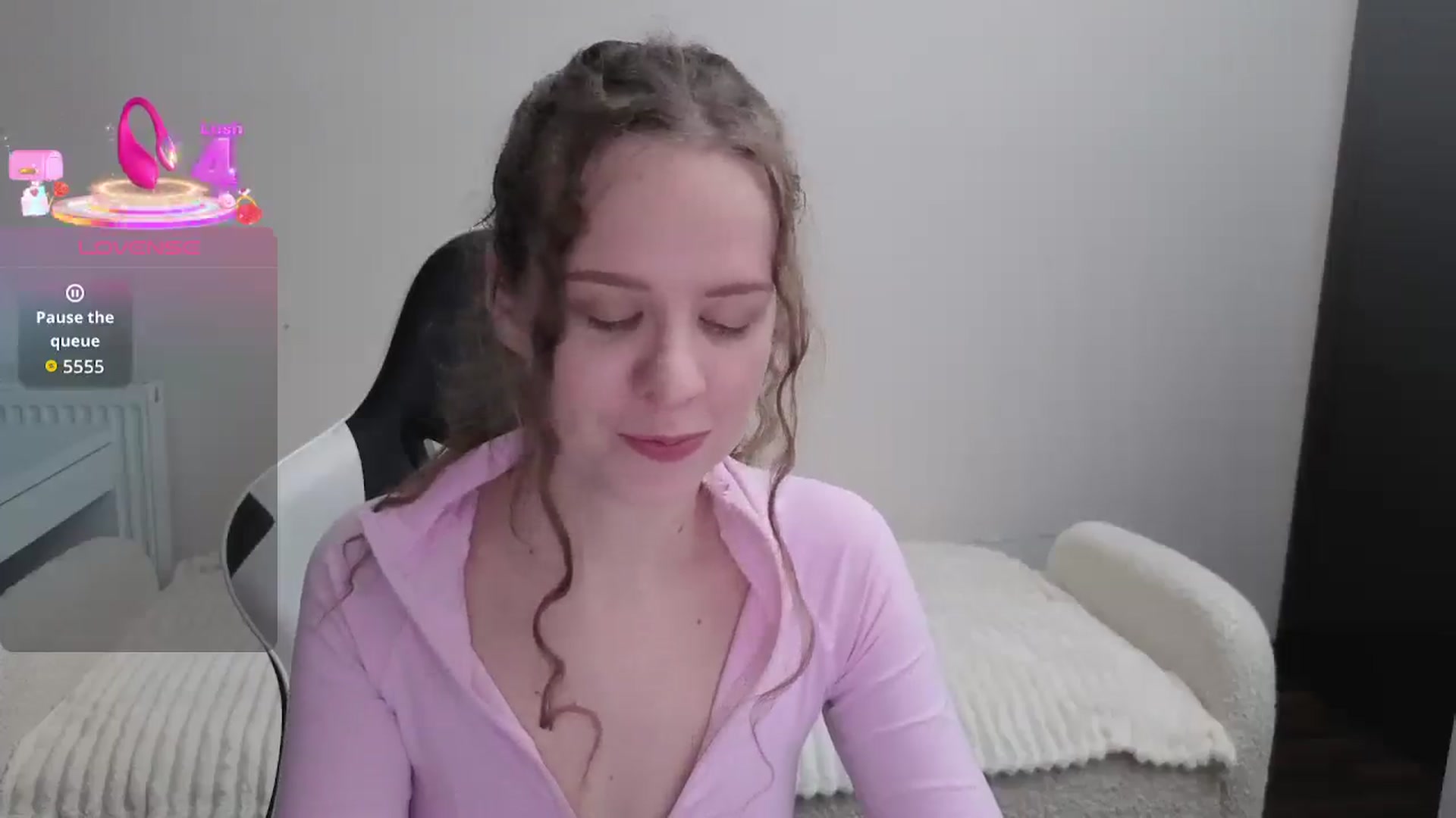 Gallery image thumbnail from BlueFlowerr's myfreecams stream on, 12/29/2025, 23:42 image 9 of 20