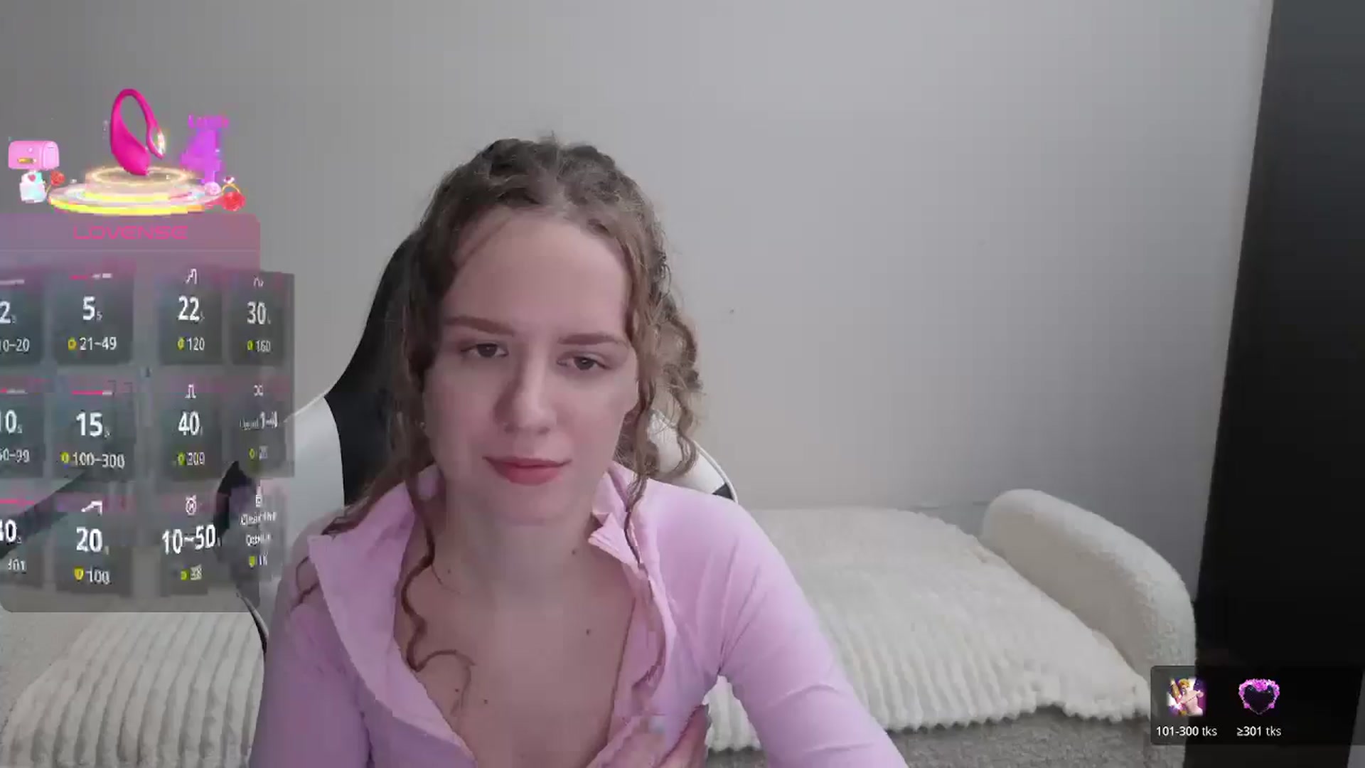Gallery image thumbnail from BlueFlowerr's myfreecams stream on, 12/29/2025, 23:42 image 17 of 20