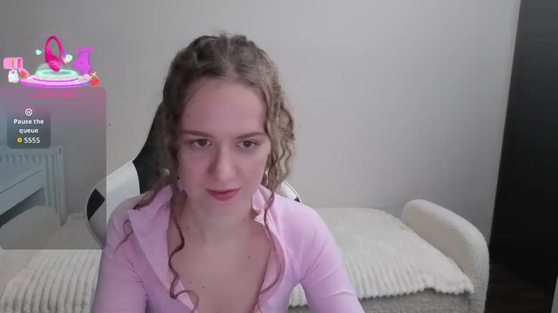 Gallery image thumbnail from BlueFlowerr's myfreecams stream on, 12/29/2025, 23:42 image 12 of 20