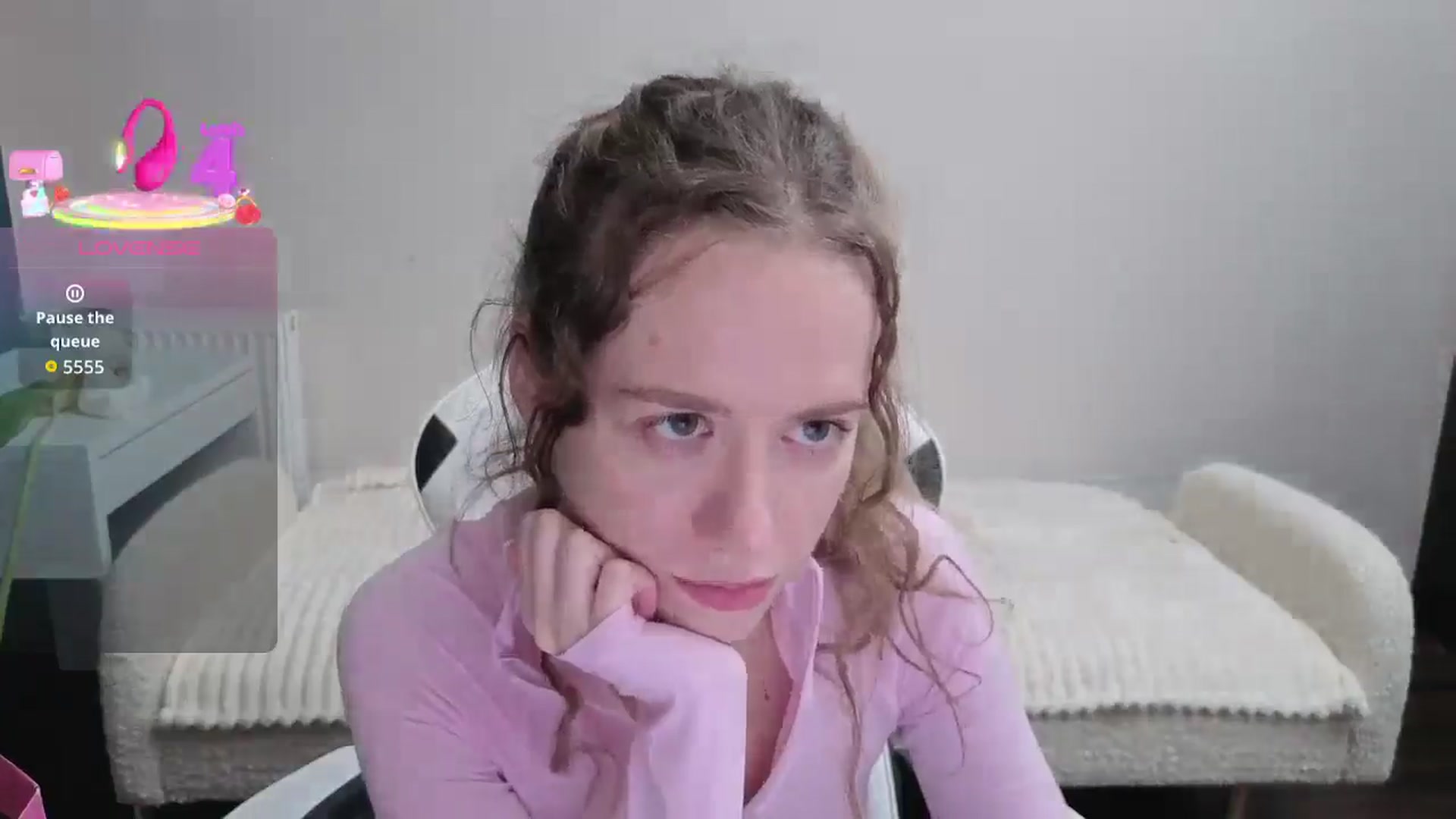 Gallery image thumbnail from BlueFlowerr's myfreecams stream on, 12/30/2025, 02:26 image 5 of 20