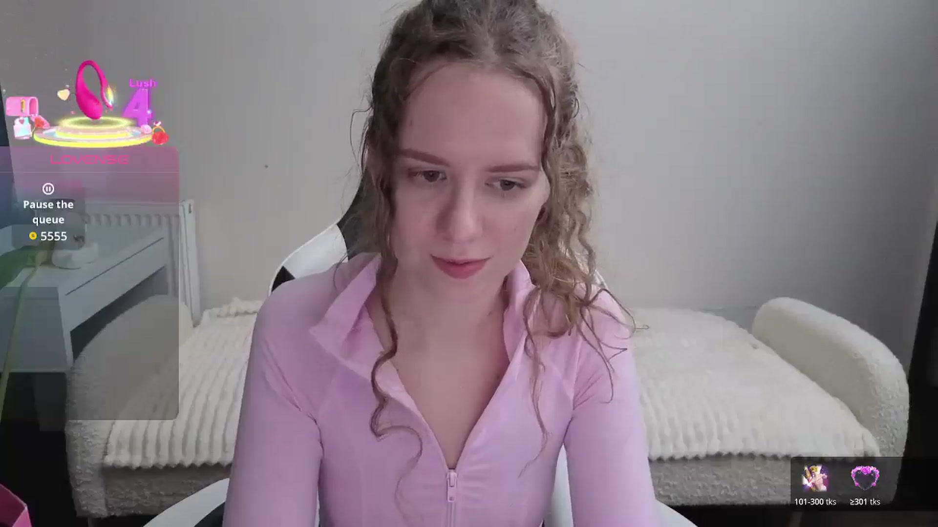 Gallery image thumbnail from BlueFlowerr's myfreecams stream on, 12/30/2025, 02:26 image 10 of 20