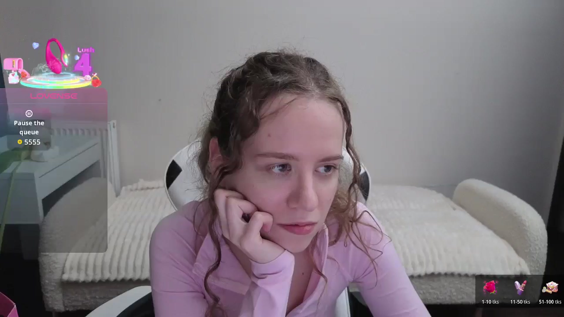 Gallery image thumbnail from BlueFlowerr's myfreecams stream on, 12/30/2025, 02:26 image 19 of 20