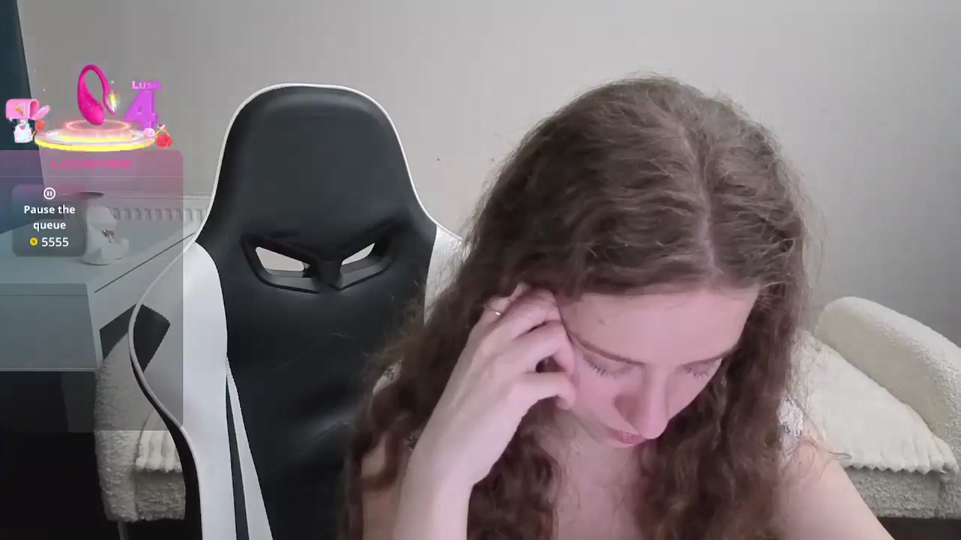 Gallery image thumbnail from BlueFlowerr's myfreecams stream on, 12/30/2025, 21:59 image 16 of 20