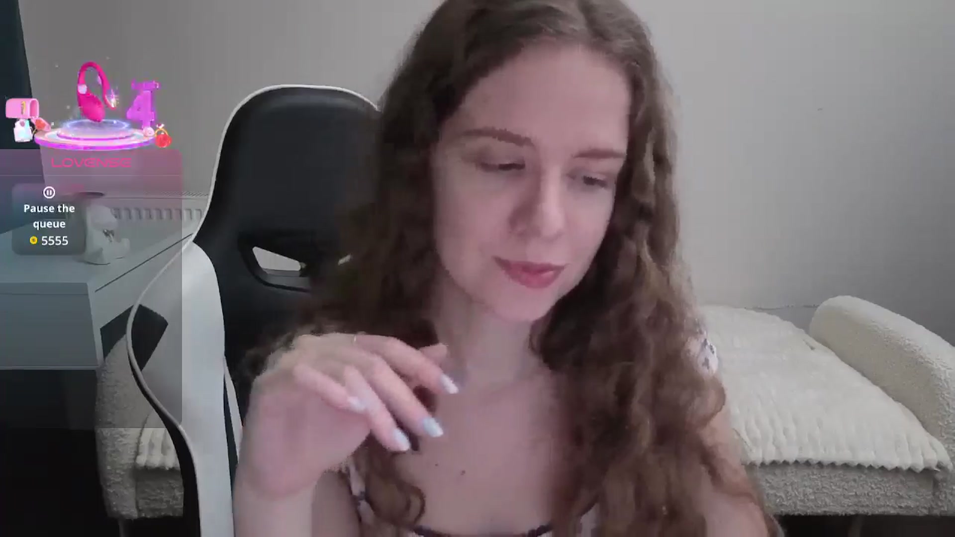 Gallery image thumbnail from BlueFlowerr's myfreecams stream on, 12/30/2025, 21:59 image 3 of 20