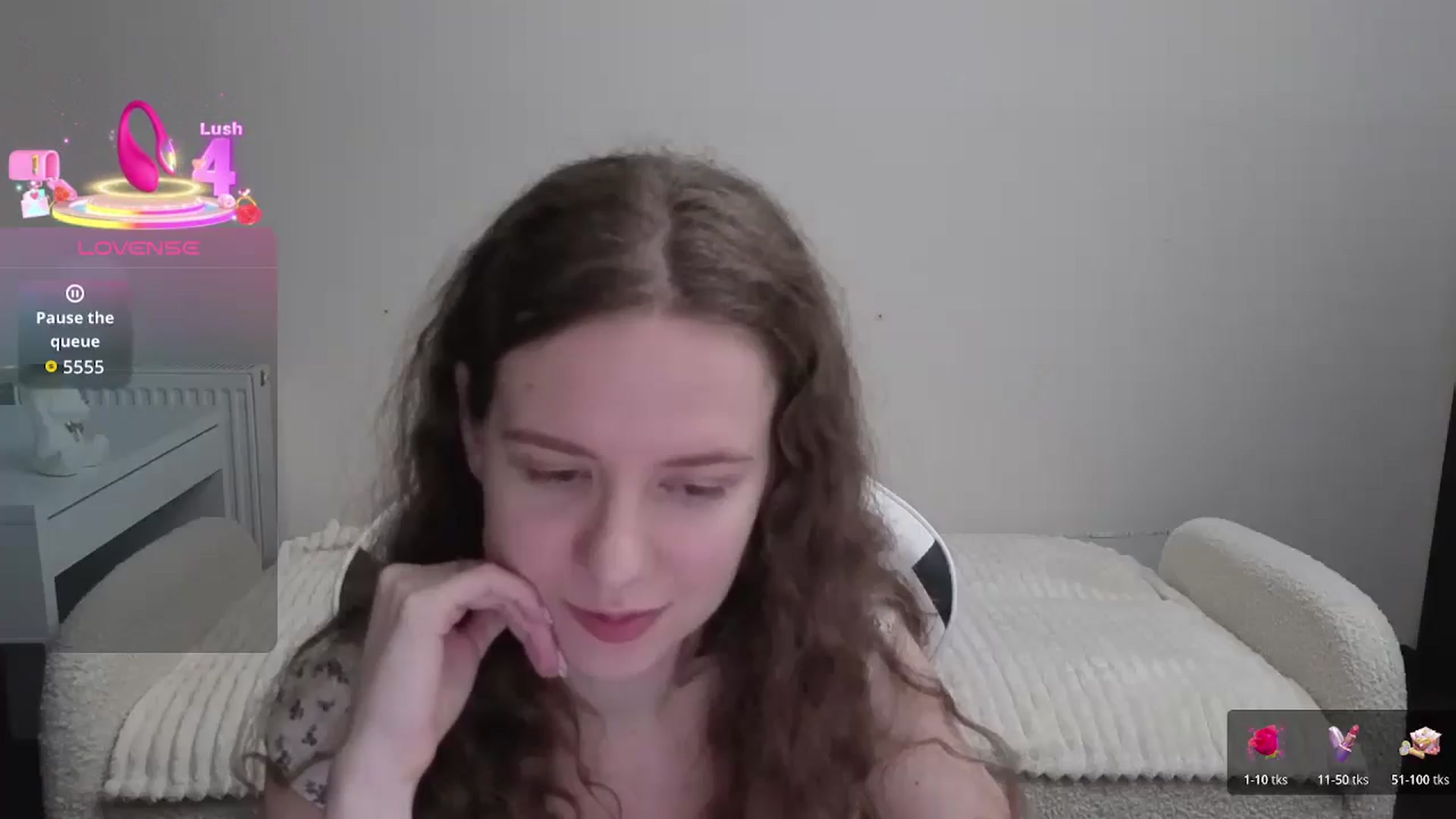 Gallery image thumbnail from BlueFlowerr's myfreecams stream on, 12/30/2025, 23:59 image 15 of 20