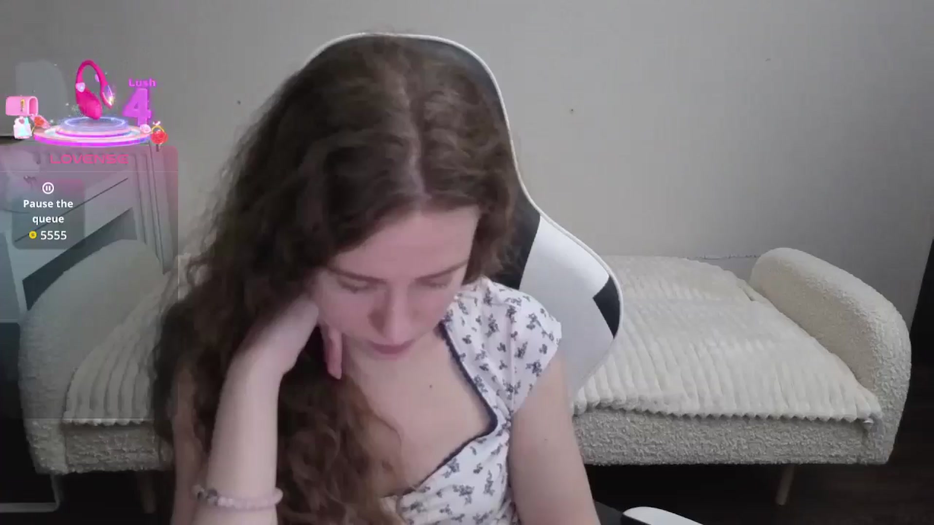 Gallery image thumbnail from BlueFlowerr's myfreecams stream on, 12/31/2025, 01:04 image 6 of 20