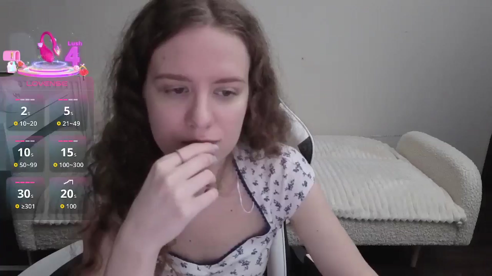 Gallery image thumbnail from BlueFlowerr's myfreecams stream on, 12/31/2025, 01:04 image 14 of 20