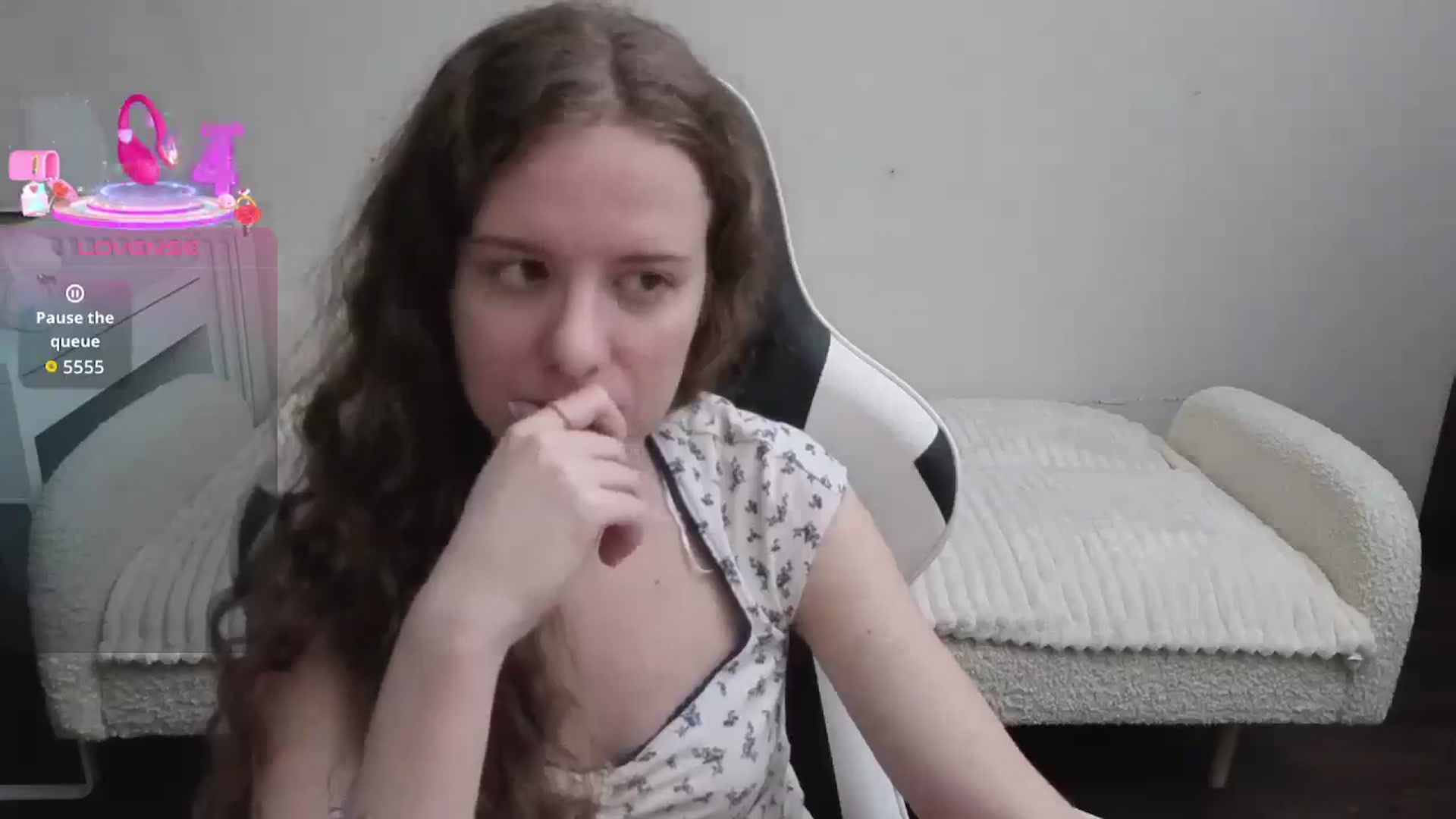 Gallery image thumbnail from BlueFlowerr's myfreecams stream on, 12/31/2025, 01:04 image 2 of 20