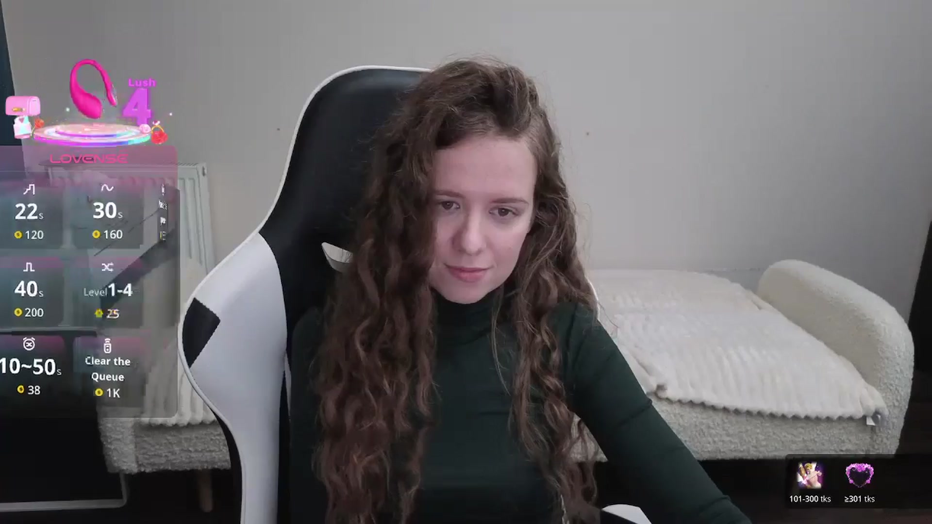 Gallery image thumbnail from BlueFlowerr's myfreecams stream on, 01/03/2026, 23:37 image 16 of 20