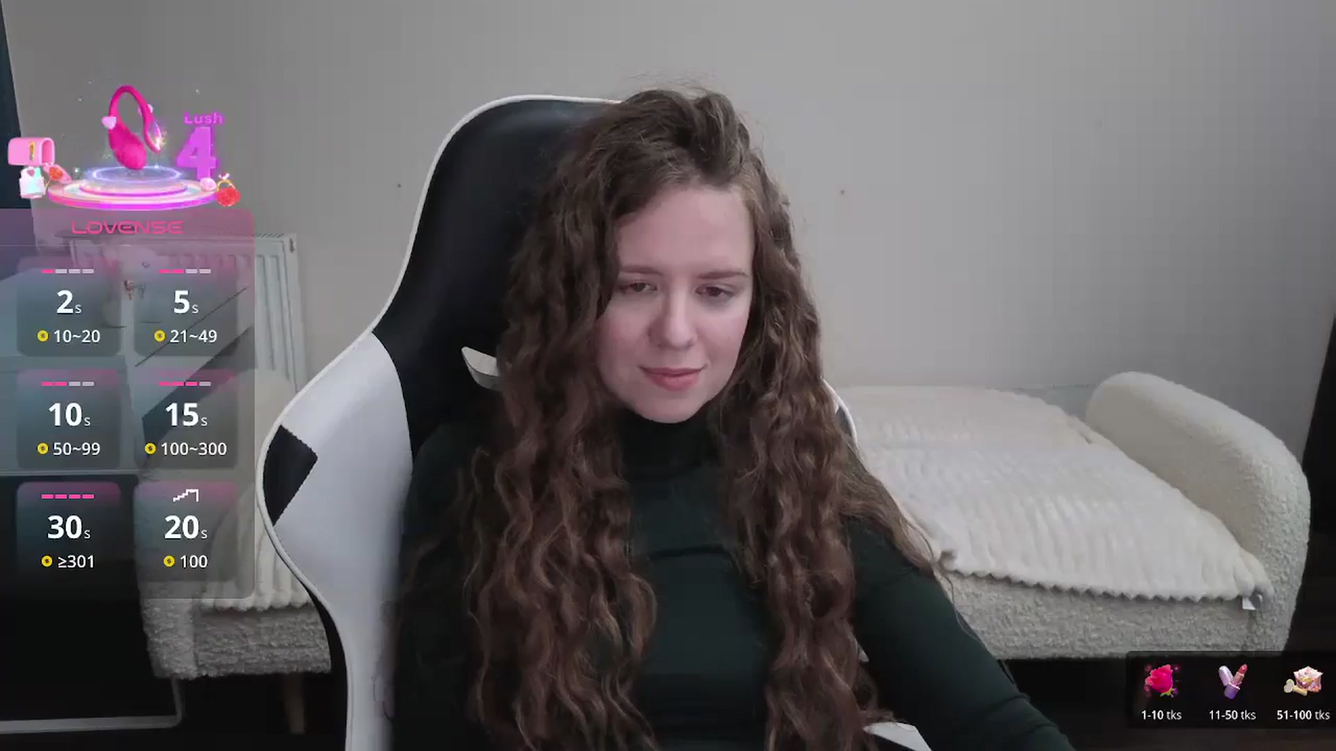 Gallery image thumbnail from BlueFlowerr's myfreecams stream on, 01/03/2026, 23:37 image 17 of 20
