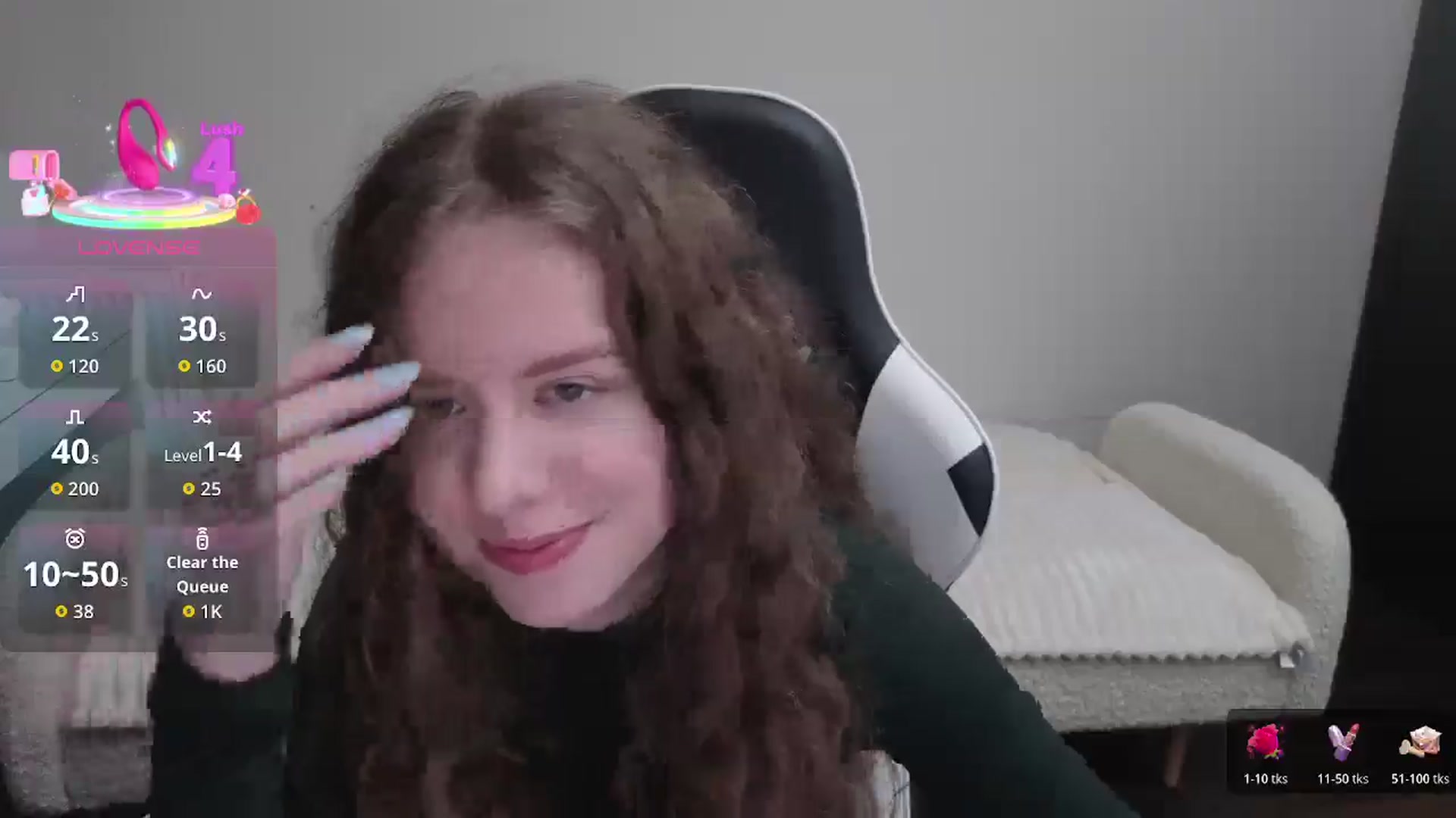 Gallery image thumbnail from BlueFlowerr's myfreecams stream on, 01/04/2026, 24:46 image 14 of 20