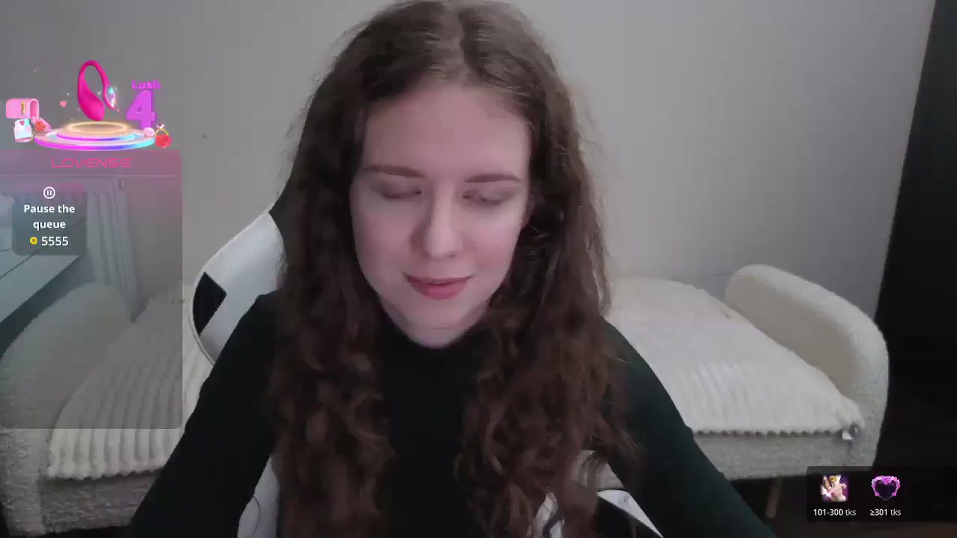 Gallery image thumbnail from BlueFlowerr's myfreecams stream on, 01/04/2026, 24:46 image 1 of 20
