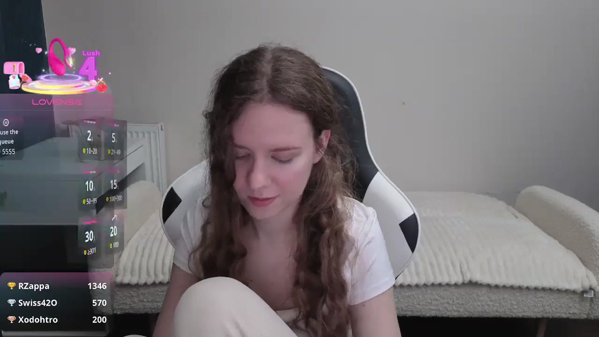 Gallery image thumbnail from BlueFlowerr's myfreecams stream on, 01/04/2026, 22:32 image 4 of 20