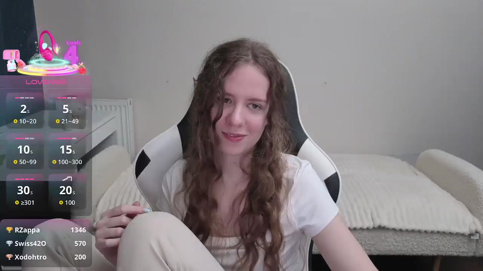 Gallery image thumbnail from BlueFlowerr's myfreecams stream on, 01/04/2026, 22:32 image 17 of 20