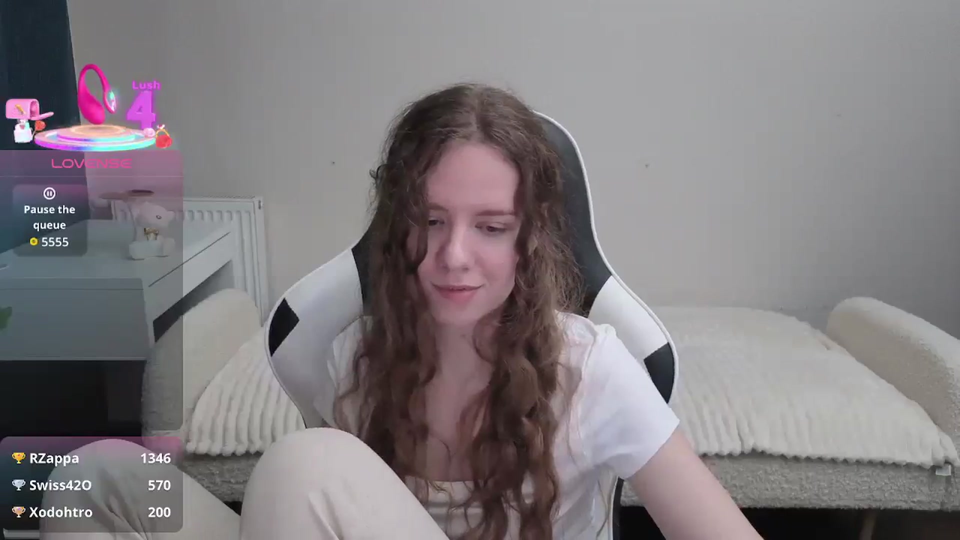 Gallery image thumbnail from BlueFlowerr's myfreecams stream on, 01/04/2026, 22:32 image 18 of 20