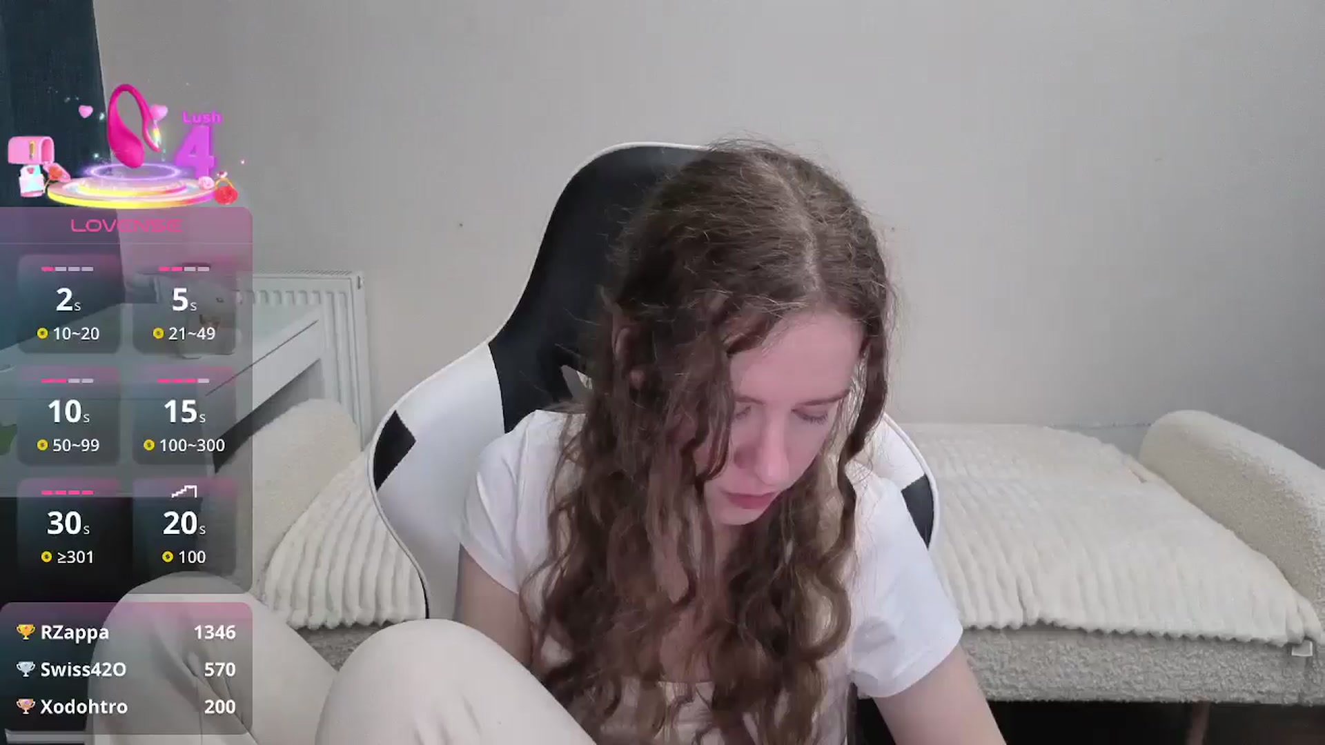 Gallery image thumbnail from BlueFlowerr's myfreecams stream on, 01/04/2026, 22:32 image 9 of 20