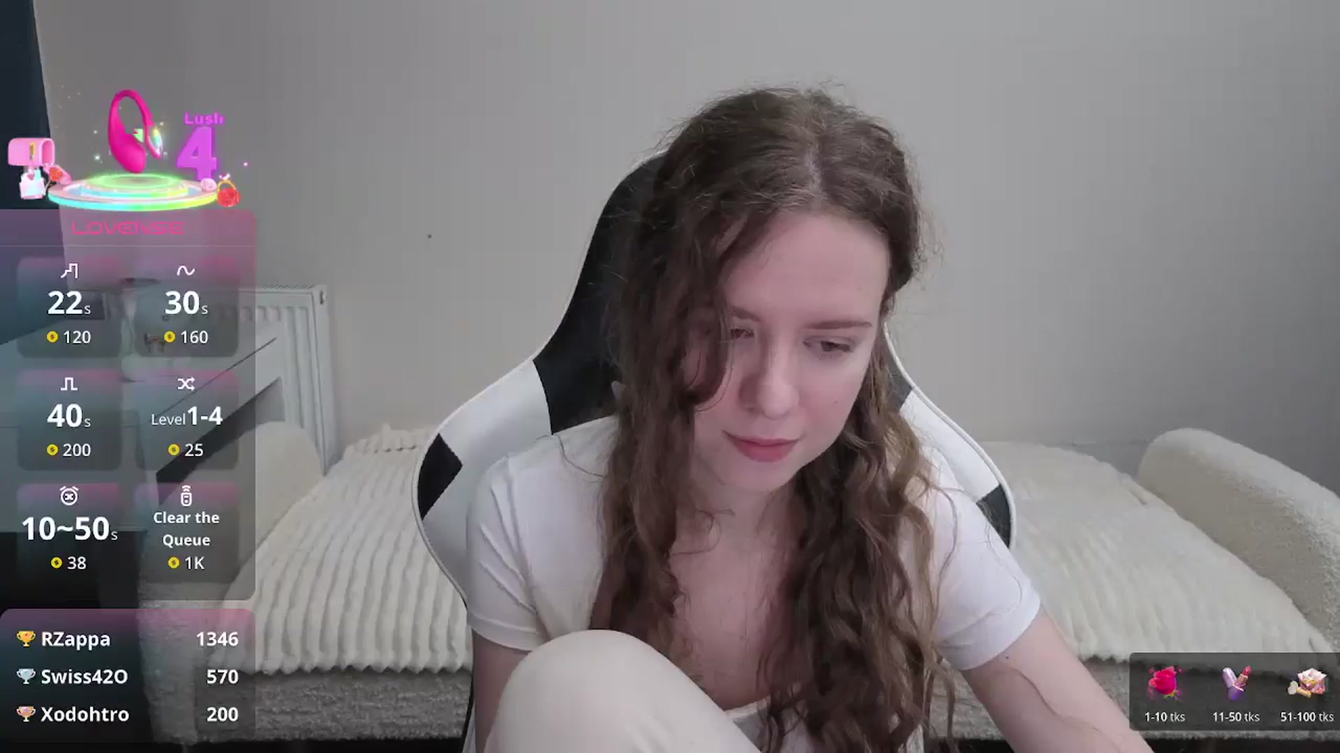 Gallery image thumbnail from BlueFlowerr's myfreecams stream on, 01/04/2026, 23:48 image 16 of 20
