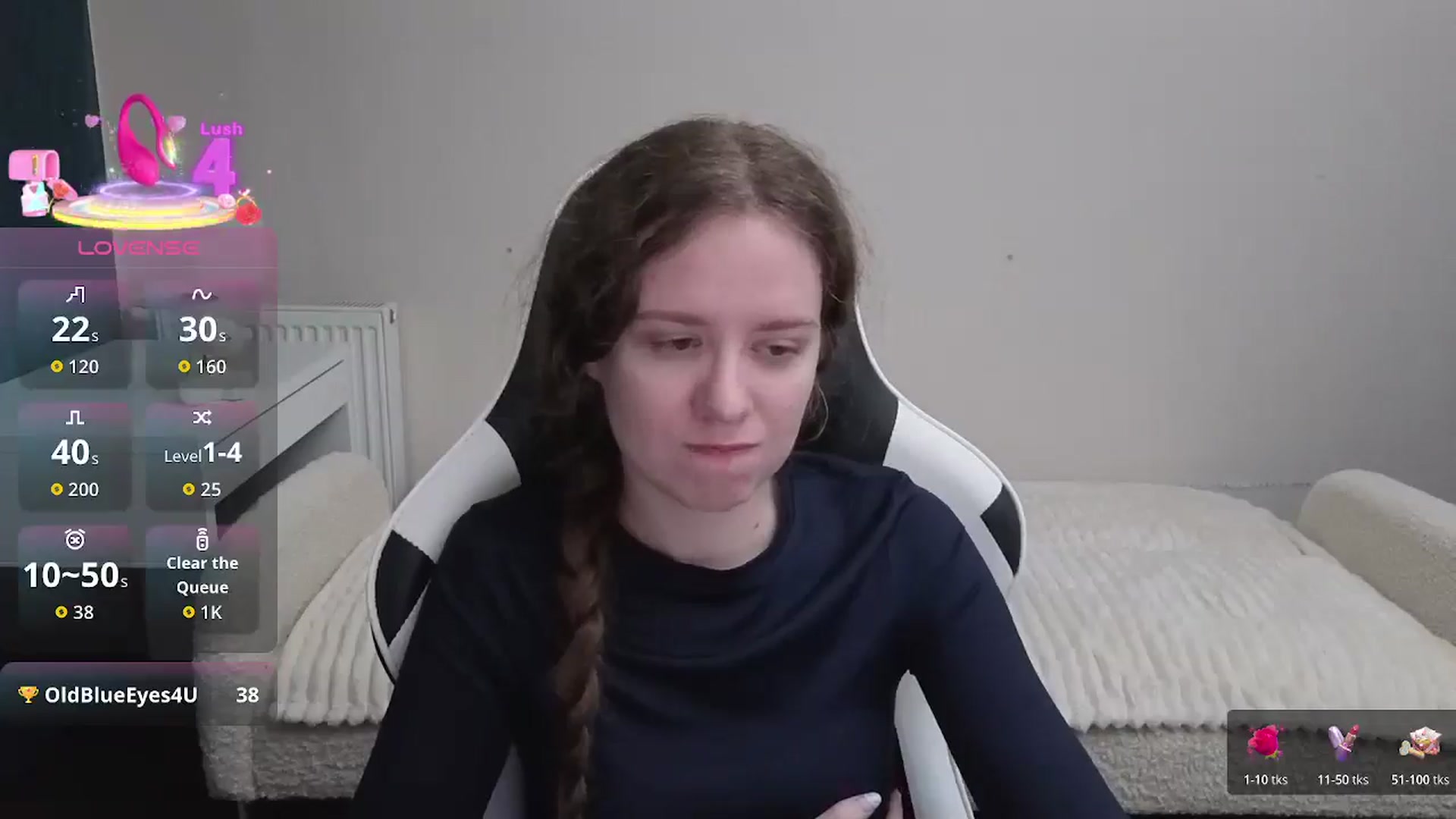 Gallery image thumbnail from BlueFlowerr's myfreecams stream on, 01/06/2026, 22:12 image 2 of 20